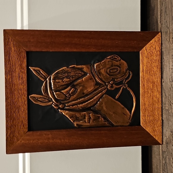 Beautiful & RARE Wooden Framed Horse Wall Art Set Copper and Black - Picture 5 of 8